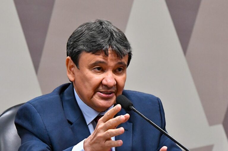 Wellington Dias projeta vitória de Lula no primeiro turno e diz não ver maior complexidade nas eleições de 2026