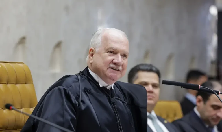 Presidente do STF diz que imprensa exerce papel fundamental para a democracia