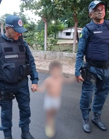 Criança de 3 anos é encontrada sozinha e sem roupas em Av. na zona Sudeste de Teresina