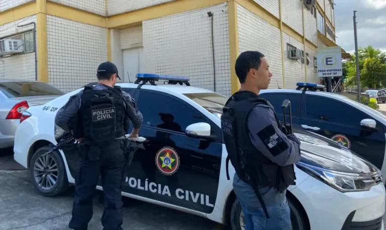 Rapper Oruam, a mãe e o irmão são alvos de operação policial contra o CV