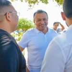 Fábio Abreu acompanha obras de revitalização da Pedra do Sal e pavimentação em Parnaíba