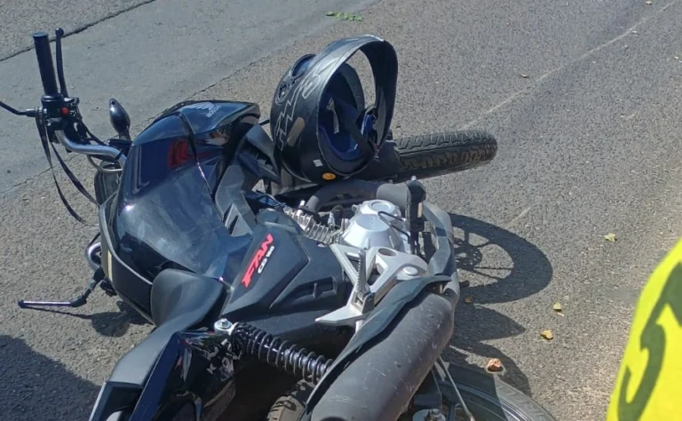 Motociclista morre após colidir contra grade na Avenida Centenário em Teresina