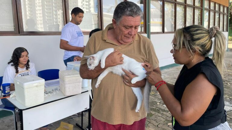 FMS realiza vacinação contra raiva nas zonas Sul e Sudeste de Teresina neste sábado (16)