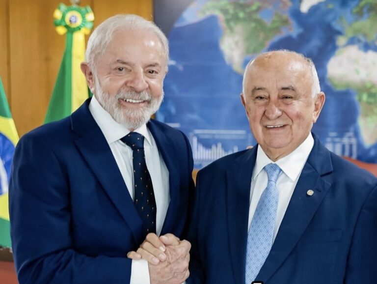 “É justiça que o presidente faz ao povo”, diz Júlio César ao defender programas sociais criados por Lula