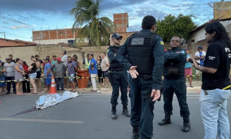 Gari morre após cair e ser atropelado por caminhão de coleta de lixo no Piauí
