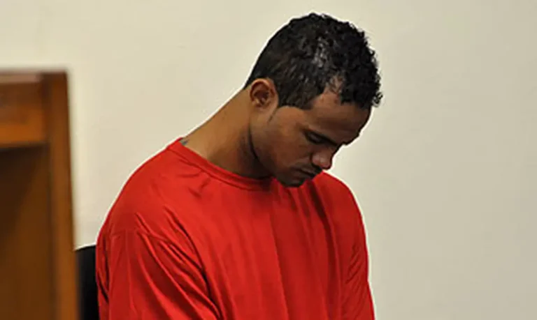 Goleiro Bruno é preso após dois meses foragido da Justiça