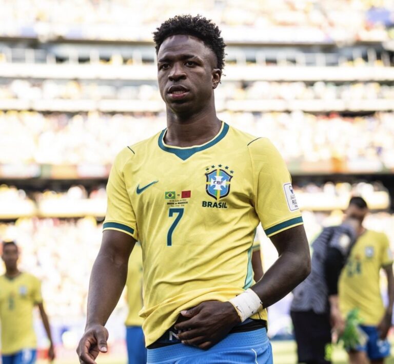 “Precisamos melhorar”, diz Vini Jr. após estreia do Brasil na Copa 
