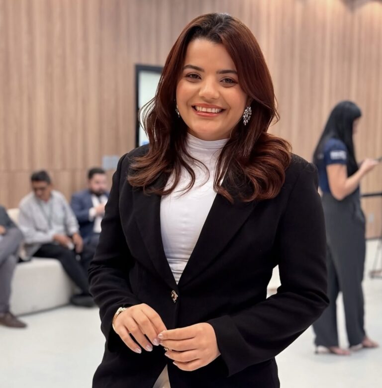 Jornalista Teônia Pereira é condenada por chamar Michelle Bolsonaro de ex-garota de programa