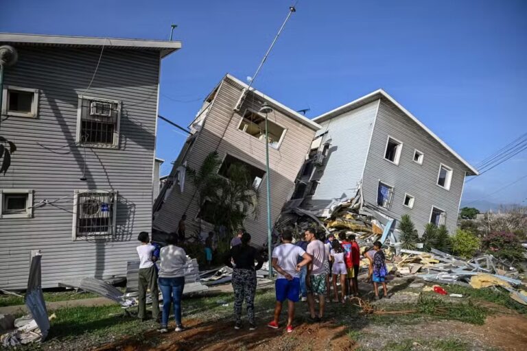 Número de mortos sobe para 920 após terremotos na Venezuela