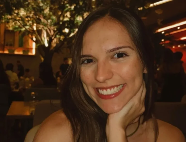 Filha do médico e candidato ao Senado Antônio Barros morre aos 22 anos no HUT