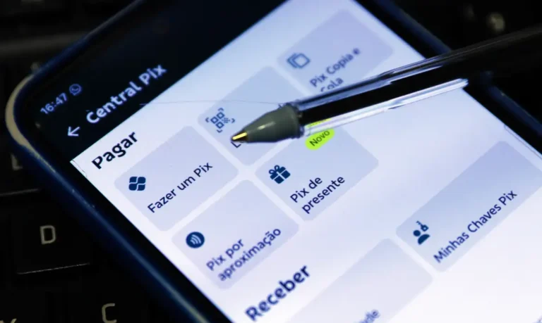 Pix sem fronteiras? Banco Central quer levar o sistema brasileiro para o exterior