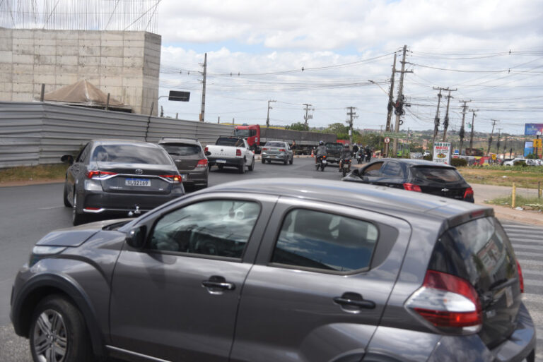 DNIT altera desvio e muda acesso ao bairro Dirceu durante obra de viaduto