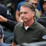 Defesa de Bolsonaro recua e desiste de suspender pena de 27 anos no STF