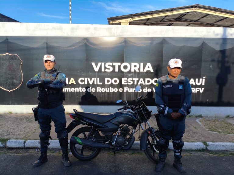 PM recupera motocicleta com restrição de furto na zona Sul de Teresina